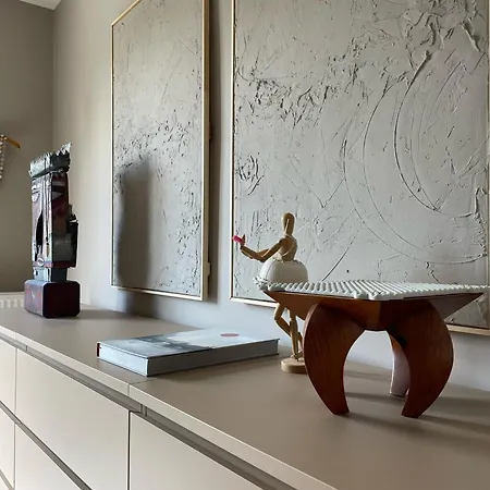 Stylish * Sunny * Cosy House