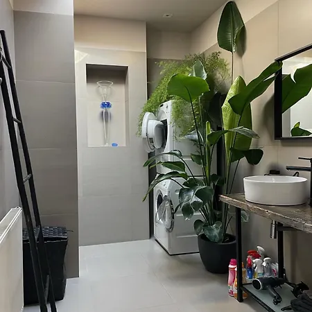 Stylish * Sunny * Cosy House