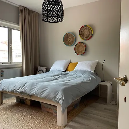 Stylish * Sunny * Cosy House *